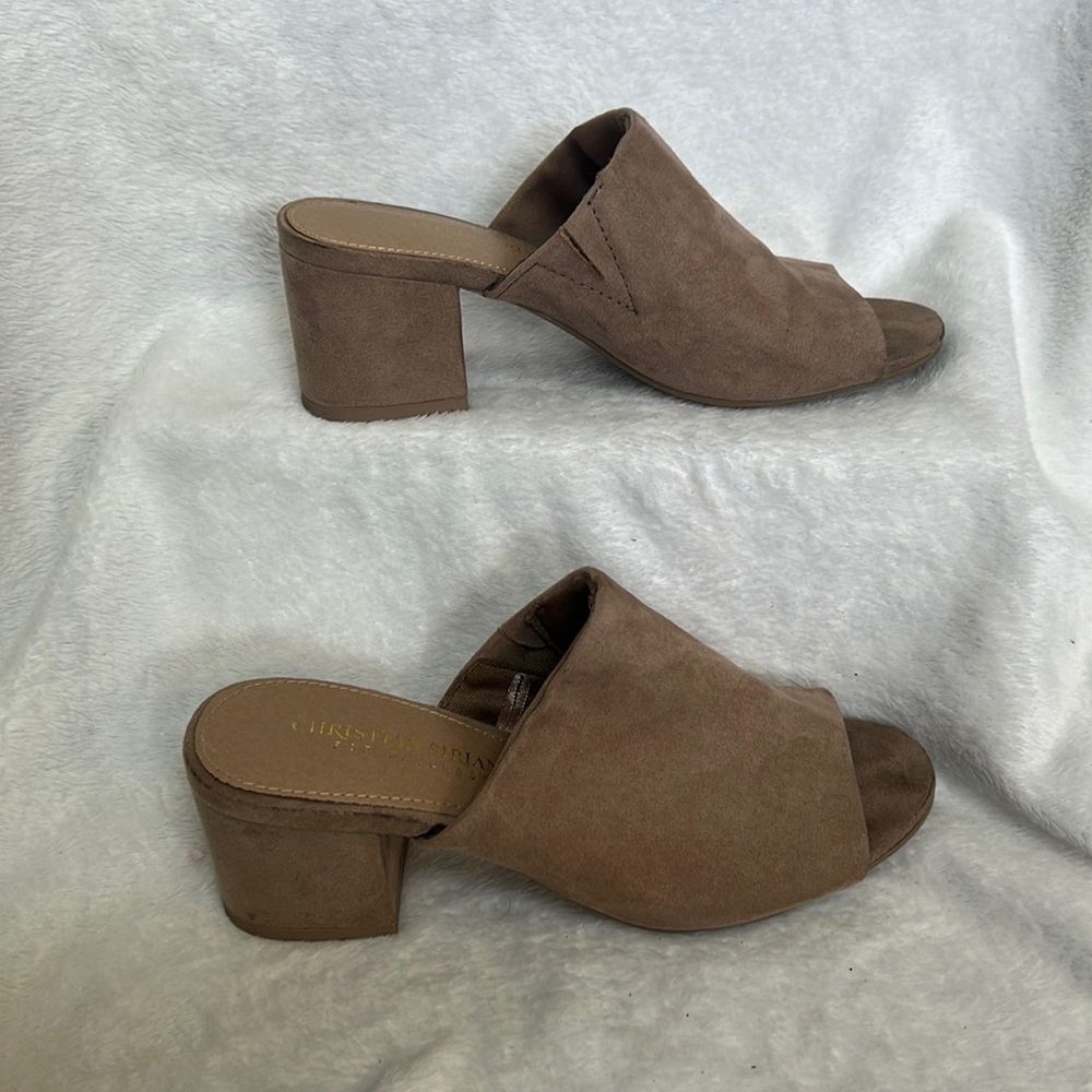 Mule heels